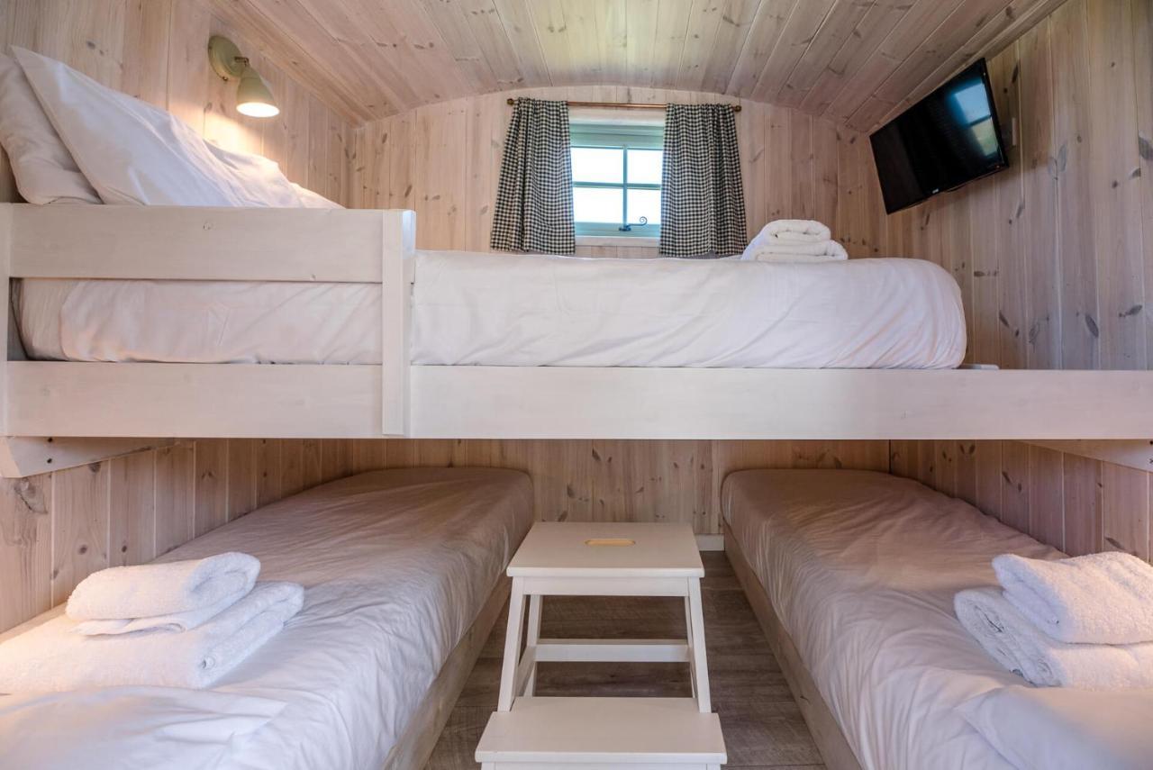 Honeysuckle Farm Holidays By Stay In Suffolk, Monk Soham วูดบริดจ์ ภายนอก รูปภาพ